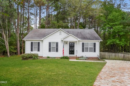 1004 Girder Ct, Fuquay-Varina, NC, 27526-1667 | Card Image