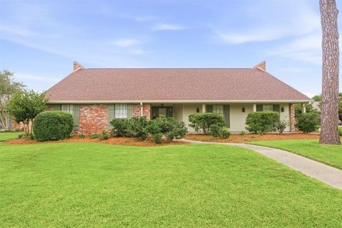 1316 Waverly St, Lake Charles, LA, 70605-6138 | Card Image