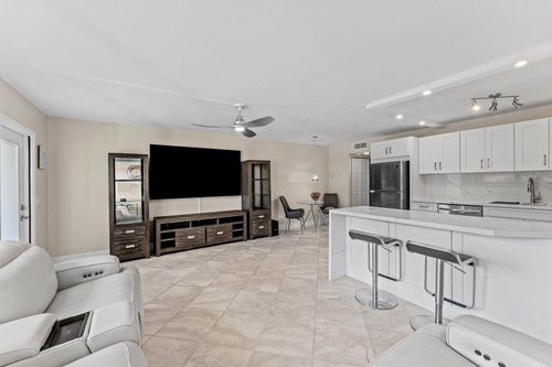 1015 Berkshire A, Deerfield Beach, FL, 33442-3320 | Card Image