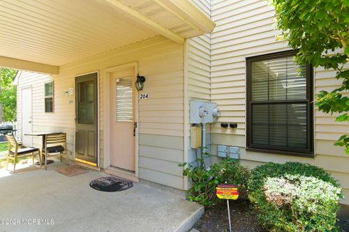 204 Larkspur Ln, Jackson, NJ, 08527-4104 | Card Image