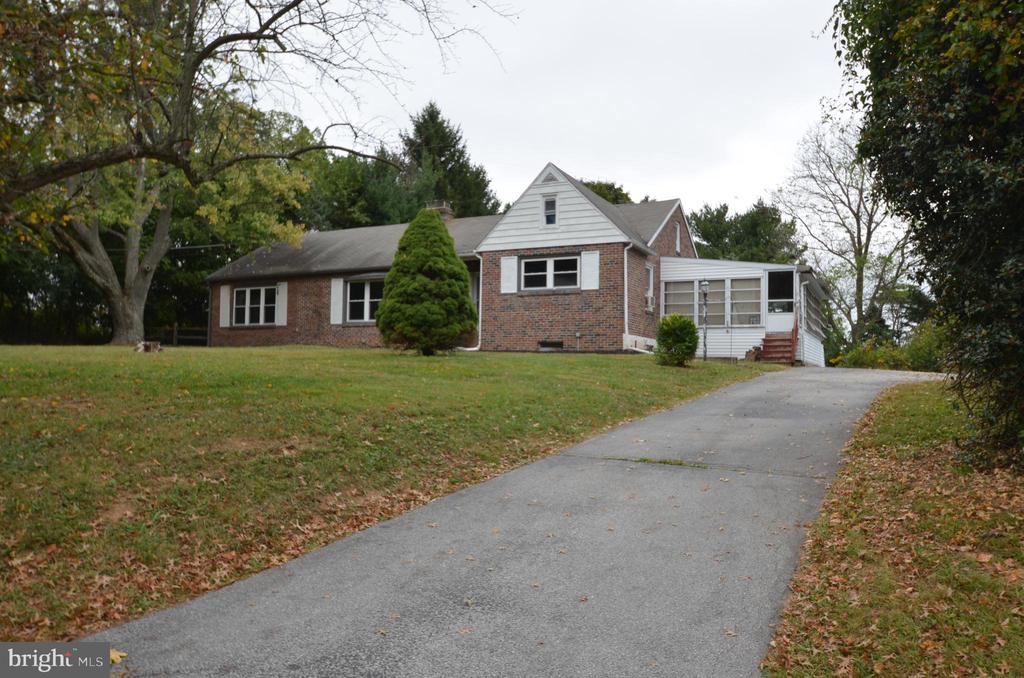 Strasburg Rd, Coatesville, PA 19320