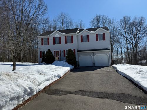 18 Olivia Ln, Naugatuck, CT, 06770-2240 | Card Image