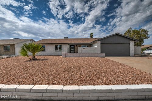 4819 W Dahlia Dr, Glendale, AZ, 85304-2057 | Card Image