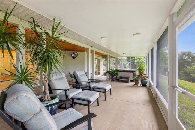 632 Concha Dr, House other with 3 bedrooms, 2 bathrooms and null parking in SEBASTIAN FL | Image 11