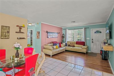 6271 Nw 19th St, House other with 3 bedrooms, 2 bathrooms and null parking in Sunrise FL | Image 3