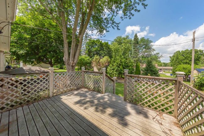 Deck | Image 27