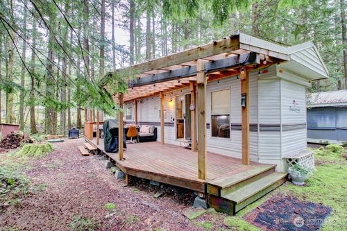22 Wilderness Way, Deming, WA, 98244 | Card Image
