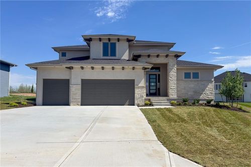 22017 W 99th Ter, Lenexa, KS, 66220 | Card Image