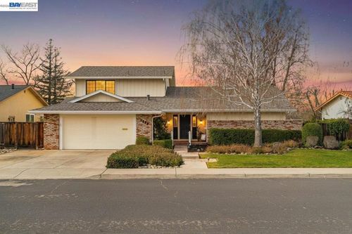 2059 2059 Westbrook Ln, Livermore, CA, 94550 | Card Image