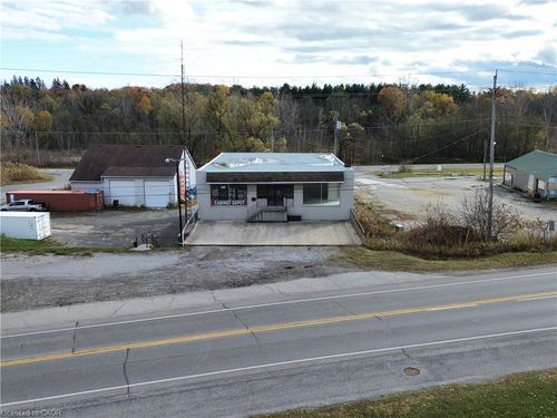 456 Queensway W, Simcoe, ON, N3Y2N3 | Card Image