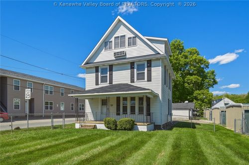 1365 E Pea Ridge Rd, Huntington, WV, 25705-7683 | Card Image