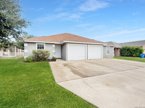 239 Rosalie Dr, New Braunfels, TX, 78130-3489 | Card Image