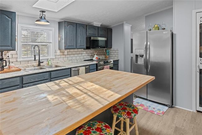 24761 Willow Branch Rd, House other with 3 bedrooms, 2 bathrooms and null parking in Flemington MO | Image 10