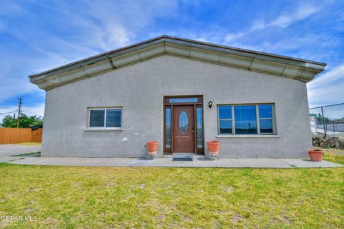 753 N Carolina Dr, El Paso, TX, 79915-2611 | Card Image