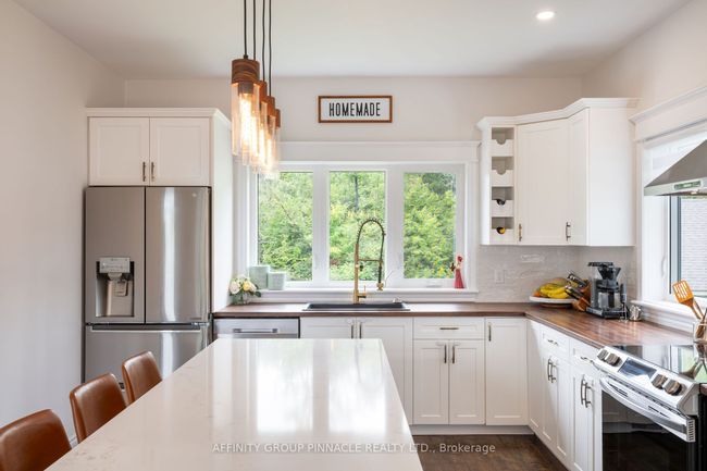 103B Carriage Landing Dr, House other with 3 bedrooms, 3 bathrooms and 10 parking in Haley Station ON | Image 18