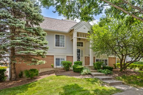919 Pheasant Trl, St. Charles, IL, 60174-8803 | Card Image