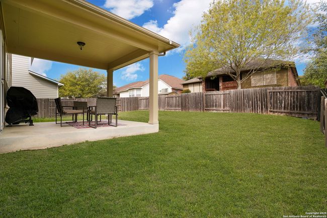 228 Comanche Trl, House other with 4 bedrooms, 3 bathrooms and null parking in Cibolo TX | Image 28