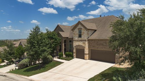 8918 Irving Hl, Boerne, TX, 78015-4492 | Card Image