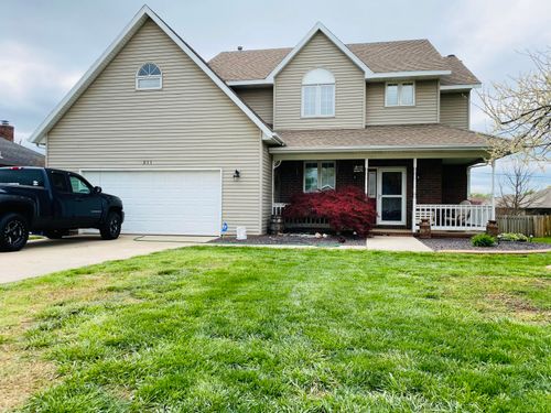 211 N Marie St, Nixa, MO, 65714-8538 | Card Image