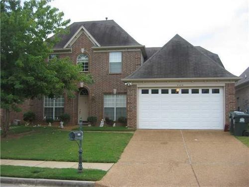 9289 S Fairmont Cir, Collierville, TN, 38017-3582 | Card Image
