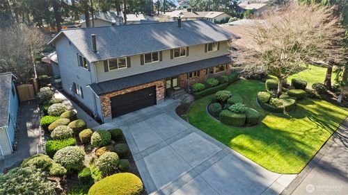 8902 Park Ridge Dr W, University Place, WA, 98467-1735 | Card Image