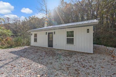 226 Piney Creek Rd, House other with 2 bedrooms, 1 bathrooms and null parking in Hohenwald TN | Image 2