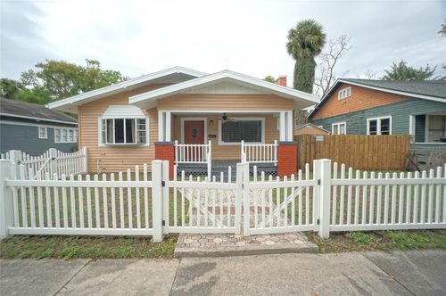 916 E 25th Ave, TAMPA, FL, 33605-1738 | Card Image