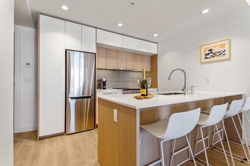 203-9580 Tower Rd, Burnaby, BC, V5A0G5 | Card Image