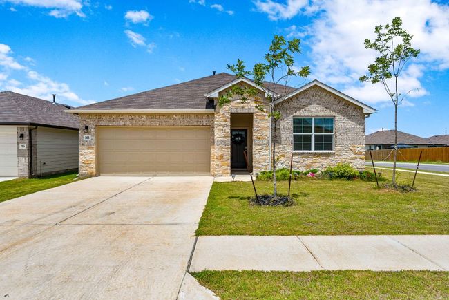 305 Evergreen Sumac Loop, House other with 4 bedrooms, 2 bathrooms and 2 parking in Kyle TX | Image 15