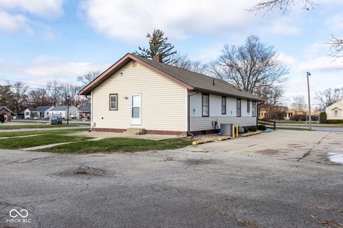 417 38th St, Anderson, IN, 46013-4019 | Card Image
