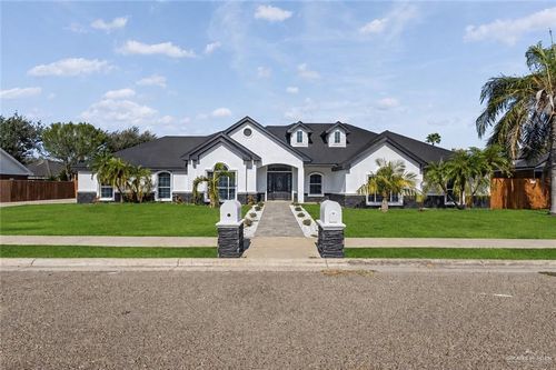1210 El Presidente Ave, San Juan, TX, 78589-2635 | Card Image