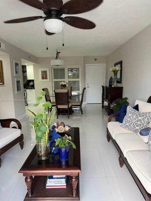 apt-303-820 Nw 87th Ave, Miami, FL, 33172-3419 | Card Image