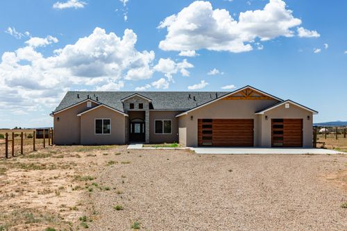 8 Northland Meadows Pl, Edgewood, NM, 87015-9120 | Card Image