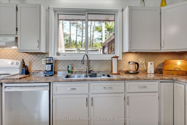 1410 Morton Line, House other with 4 bedrooms, 2 bathrooms and 6 parking in Cavan ON | Image 13