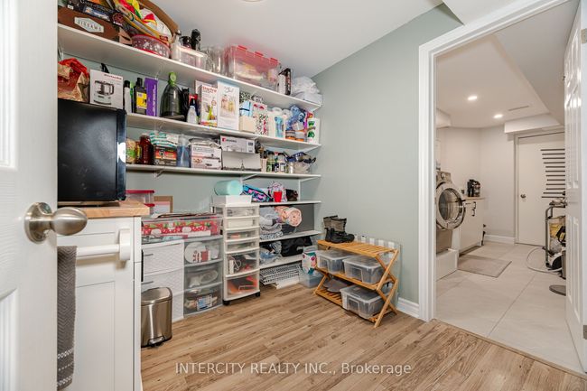 8 Sheardown Dr, House attached with 3 bedrooms, 3 bathrooms and 1 parking in Nobleton ON | Image 36