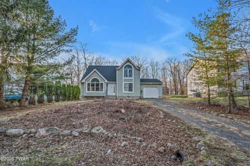 2150 Onondaga Way, Tobyhanna, PA, 18466-7872 | Card Image