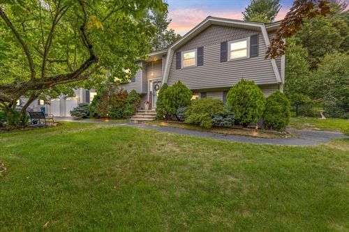 40 Bradford Rd, Tewksbury, MA, 01876-1502 | Card Image