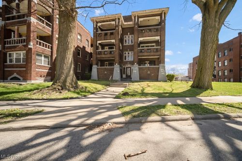 apt-2-1357 East Blvd, Cleveland, OH, 44106-4018 | Card Image