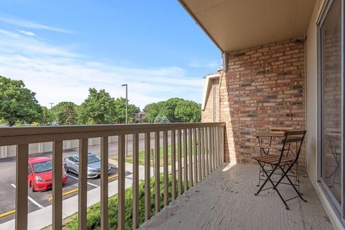 apt-202-7316 22nd St, Saint Louis Park, MN, 55426-2731 | Card Image