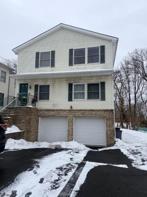 61 Meriline Ave, Woodland Park, NJ, 07424-3033 | Card Image