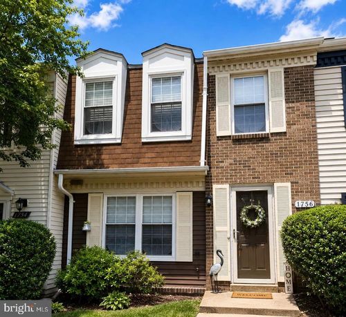 1756 Forest Park Dr, District Heights, MD, 20747-2627 | Card Image