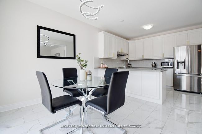 38 Rosewell Cres, House other with 8 bedrooms, 6 bathrooms and 4 parking in Georgetown ON | Image 15