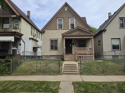 2836 N 25th St, Milwaukee, WI, 53206 | Card Image