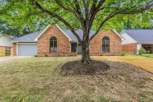 7952 Meadow Trail Dr, Cordova, TN, 38018-7826 | Card Image