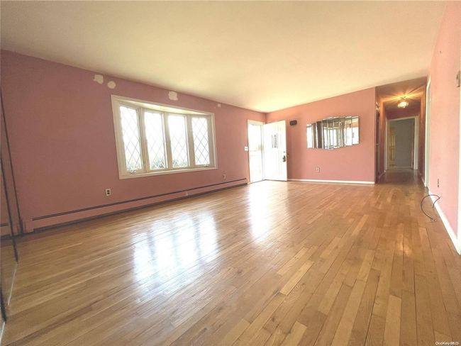 774 Old North Ocean Ave, House other with 3 bedrooms, 2 bathrooms and null parking in Patchogue NY | Image 4