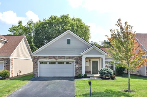 37-5016 Foxtail Dr, Hilliard, OH, 43026-2616 | Card Image