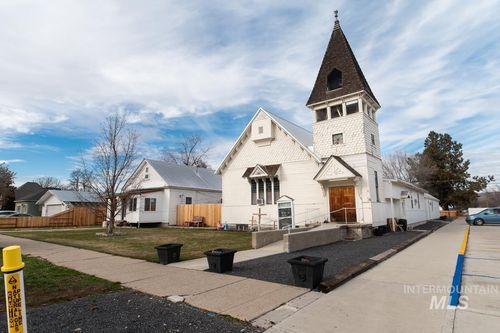 736 E Main St, Weiser, ID, 83672-2336 | Card Image