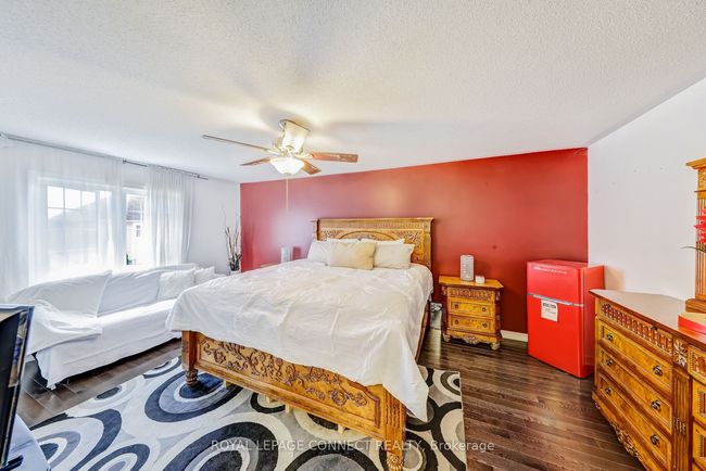 936 Langford St, House other with 5 bedrooms, 4 bathrooms and 4 parking in Oshawa ON | Image 23