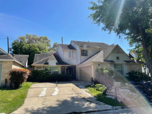 12915 Ashford Knoll Dr, Houston, TX, 77082-2152 | Card Image