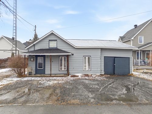 299 8e Avenue, Weedon, QC, J0B3J0 | Card Image